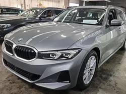 Grau Gebraucht 2023 BMW 320 Kombi | 31.590 € (Guter Preis)