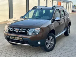 Braun Gebraucht 2014 Dacia Duster Lauréate SUV | 4.900 € (Fairer Preis)
