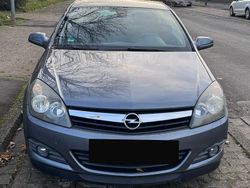 Grau Gebraucht 2006 Opel Astra GTC Coupé | 2.500 € (Fairer Preis)