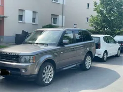 Grau Gebraucht 2010 Land Rover Range Rover Sport SUV | 10.299 € (Fairer Preis)