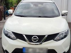 Weiß Gebraucht 2017 Nissan Qashqai SUV | 12.400 € (Guter Preis)