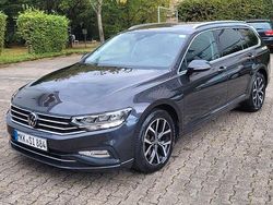 Grau Gebraucht 2020 VW Passat Business Kombi | 17.150 € (Guter Preis)