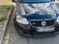 Schwarz Gebraucht 2007 VW Golf V Kleinwagen | 4.400 € (Fairer Preis)