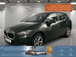 Grün Gebraucht 2024 BMW 218 Active Tourer Luxury Line Van / Kleinbus | 32.880 € (Guter Preis)