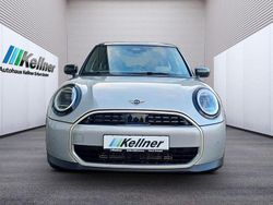 Melting silver iii Gebraucht 2024 Mini Cooper Favoured Kleinwagen | 26.439 € (Guter Preis)