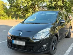Schwarz Gebraucht 2009 Renault Scénic III Van / Kleinbus | 3.700 € (Etwas zu teuer)