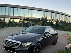 Schwarz Gebraucht 2017 Mercedes 220 Limousine | 27.900 € (Teuer)