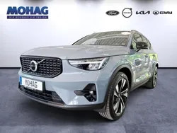 Grau Gebraucht 2022 Volvo XC40 Plus SUV | 33.890 € (Fairer Preis)