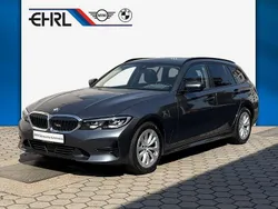 Grau Gebraucht 2022 BMW 320 Advantage Kombi | 26.777 € (Fairer Preis)