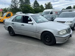Silber Gebraucht 2000 Mercedes C180 Limousine | 2.699 € (Fairer Preis)