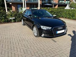 Schwarz Gebraucht 2019 Audi A3 Sport Limousine | 15.800 € (Fairer Preis)
