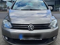 Grau Gebraucht 2010 VW Golf Plus Cross Van / Kleinbus | 6.000 € (Fairer Preis)