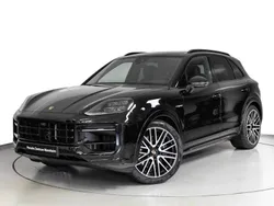 Chromitschwarzmetallic Gebraucht 2025 Porsche Cayenne SUV | 129.900 €