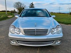 Silber Gebraucht 2004 Mercedes C200 Limousine | 6.500 €