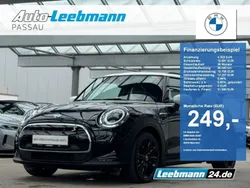 Midnight black (metallic) Gebraucht 2023 Mini Cooper Kleinwagen | 21.549 € (Etwas zu teuer)