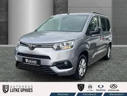 Silver (silber) Gebraucht 2023 Toyota Proace City Van | 28.900 € (Etwas zu teuer)