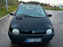 Schwarz Gebraucht 2002 Renault Twingo Kleinwagen | 900 €