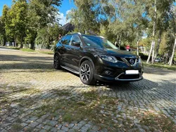 Grün Gebraucht 2016 Nissan X-Trail Tekna SUV | 12.800 € (Guter Preis)