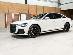 Weiß Gebraucht 2024 Audi A8 Sport Limousine | 86.500 €