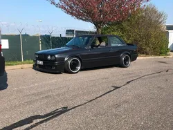 Schwarz Gebraucht 1989 BMW 325 Coupé | 26.999 €
