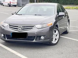 Grau Gebraucht 2009 Honda Accord Executive Limousine | 6.990 € (Teuer)