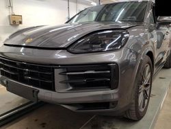Grau Gebraucht 2024 Porsche Cayenne E-Hybrid Coupe Coupé | 95.999 € (Superpreis)