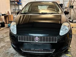 Schwarz Gebraucht 2009 Fiat Grande Punto Kleinwagen | 1.900 € (Fairer Preis)