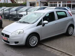 Silber Gebraucht 2010 Fiat Grande Punto Kleinwagen | 5.370 €