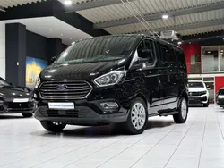 Obsidianschwarz metallic Gebraucht 2023 Ford Tourneo Custom Titanium Kombi | 37.980 € (Fairer Preis)