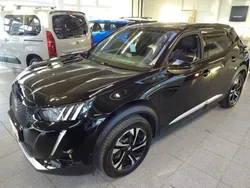 Schwarz Gebraucht 2022 Peugeot e-2008 GT SUV | 21.950 € (Fairer Preis)