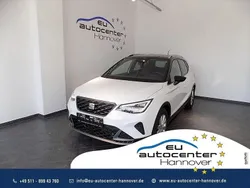 "candy" weiss Gebraucht 2022 Seat Arona FR SUV | 19.980 € (Fairer Preis)