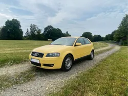 Gelb Gebraucht 2004 Audi A3 Ambiente Limousine | 2.500 € (Guter Preis)