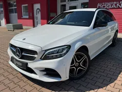 Weiß Gebraucht 2018 Mercedes C200 AMG line Limousine | 20.990 € (Fairer Preis)