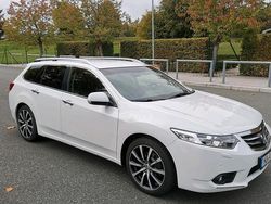 Weiß Gebraucht 2014 Honda Accord Lifestyle Kombi | 13.200 € (Teuer)
