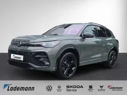 Grün Gebraucht 2025 VW Tiguan R-line SUV | 59.879 €