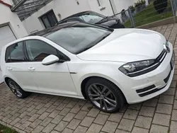 Weiß Gebraucht 2016 VW Golf VII LOUNGE Limousine | 16.999 € (Fairer Preis)