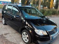 Schwarz Gebraucht 2007 VW Touran Van / Kleinbus | 4.500 € (Teuer)