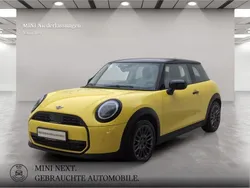 Gelb Gebraucht 2024 Mini Cooper Kleinwagen | 29.505 € (Fairer Preis)
