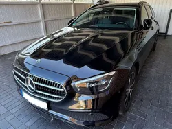 Schwarz Gebraucht 2021 Mercedes E300 Avantgarde Kombi | 35.990 € (Etwas zu teuer)