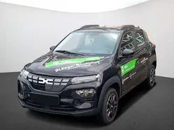 Magmaschwarz Gebraucht 2023 Dacia Spring Essentiel Kleinwagen | 14.290 € (Etwas zu teuer)