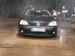 Schwarz Gebraucht 2004 VW Golf V Kleinwagen | 1.200 € (Guter Preis)