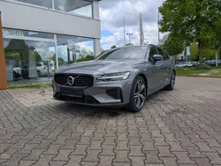 Osmium grey metallic Gebraucht 2020 Volvo V60 R-Design Kombi | 33.990 € (Teuer)