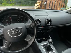 Grau Gebraucht 2014 Audi A3 Kleinwagen | 10.500 € (Fairer Preis)