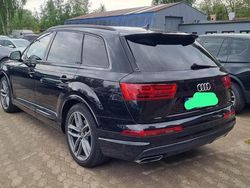 Schwarz Gebraucht 2016 Audi Q7 S-line plus SUV | 29.999 €