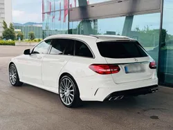 Weiß Gebraucht 2016 Mercedes C250 AMG Kombi | 18.499 € (Fairer Preis)
