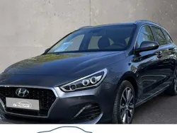 Grau Gebraucht 2019 Hyundai i30 Premium Kombi | 18.490 € (Fairer Preis)