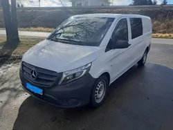 Weiß Gebraucht 2019 Mercedes Vito Van / Kleinbus | 25.000 €