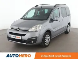 Grau Gebraucht 2017 Citroën Berlingo PureTech Van / Kleinbus | 12.690 € (Fairer Preis)