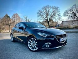 Schwarz Gebraucht 2016 Mazda 3 Limousine | 9.490 €