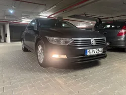 Schwarz Gebraucht 2015 VW Passat Comfortline Limousine | 11.500 € (Fairer Preis)
